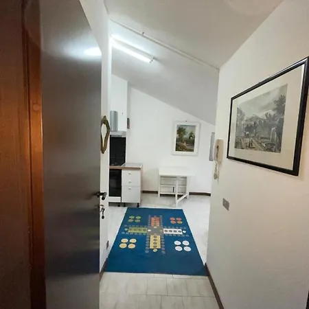 Agron Apartment *